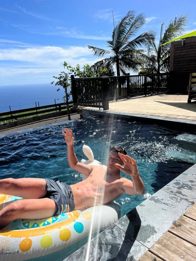 Dodo House Auberge De Jeunesse แซ็งต์-เลอ ภายนอก รูปภาพ